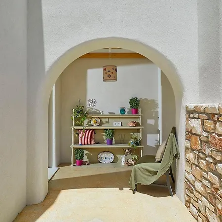 Luxury Libra - Allparos Nea Cryssi Akti